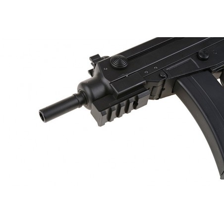 Replika pistoletu maszynowego R2C