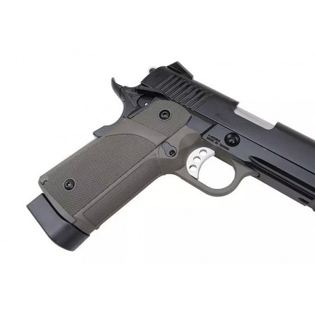 Replika pistoletu KP-05 (CO2) - oliwkowa