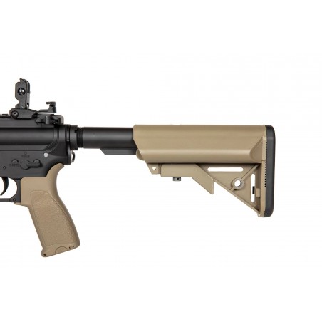 Karabinek ASG Specna Arms RRA SA-P14 Prime™ HAL™ ETU z silnikiem bezszczotkowym Half-Tan Karabinek ASG Specna Arms RRA SA-P14 Prime™ HAL™ ETU z silnikiem bezszczotkowym Half-Tan