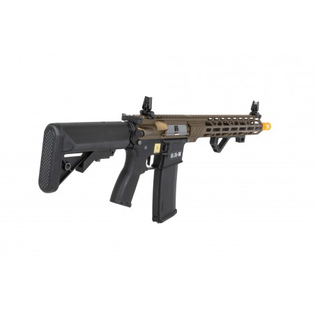 Karabinek ASG Specna Arms RRA SA-E24 HAL ETU™ Chaos Bronze z pomarańczowym urządzeniem wylotowym