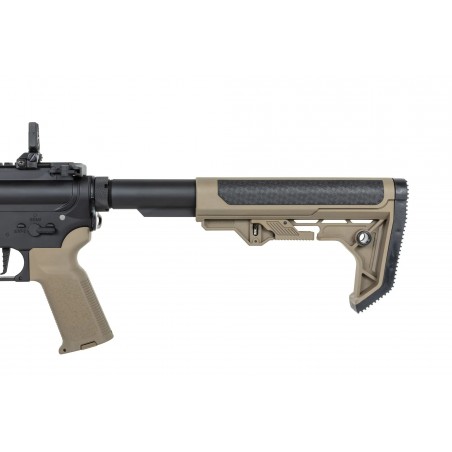 Karabinek ASG Specna Arms RRA SA-P08 PRIME™ HAL™ ETU Light Ops Stock Wersja High Torque Half-Tan