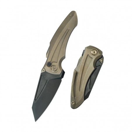 Nóż składany Kubey Sumo Bronze Titanium, Blackwashed CPM 20CV by Jake Hoback (KB400D) Nóż składany Kubey Sumo Bronze Titanium, Blackwashed CPM 20CV by Jake Hoback (KB400D)