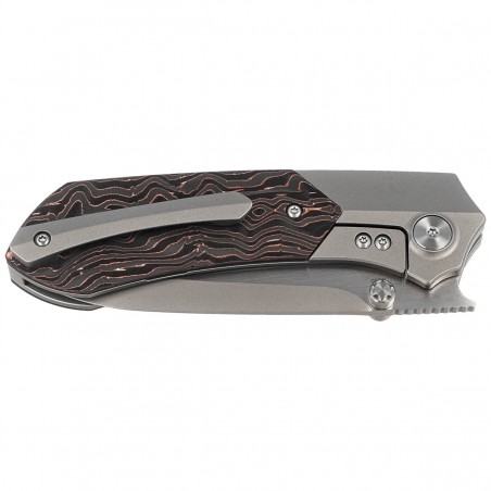 Nóż składany Remette RTPT-D Gray Titanium/Copper Carbon Fiber, Pearlescent M390 Nóż składany Remette RTPT-D Gray Titanium/Copper Carbon Fiber, Pearlescent M390