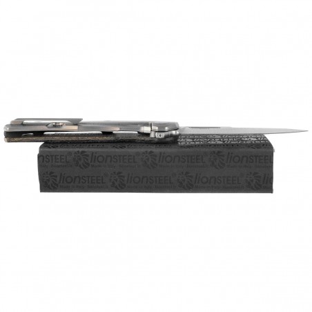 Nóż składany LionSteel Q4ttro Green Burlap Micarta/Titanium, Satin MagnaCut by Molletta (Q4 BGR) Nóż składany LionSteel Q4ttro Green Burlap Micarta/Titanium, Satin MagnaCut by Molletta (Q4 BGR)