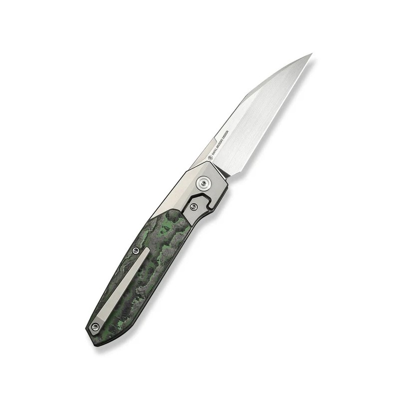 Nóż składany WeKnife Brr15 Gray Titanium/Jungle Wear Fat Carbon, Hand Rubbed Satin M390 by Rafal Brzeski (WE24007-4)