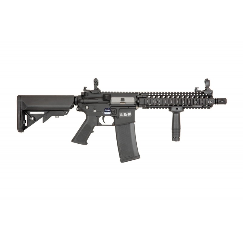 Replika karabinka Specna Arms Daniel Defense® MK18 SA-E19 EDGE™ HAL2 ™ Czarna