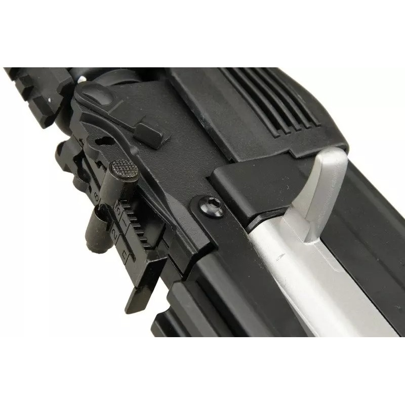 Replika karabinu szturmowego CM039C