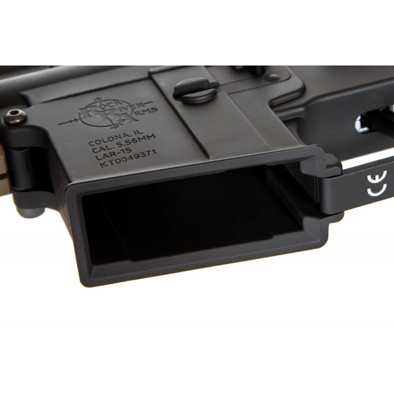 Replika karabinka Specna Arms RRA & SI SA-E17 EDGE™ PDW HAL2 ™ Half-Tan