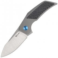 Nóż składany Reate T2500 Gray Titanium / Carbon Fiber, Satin M390 by Tashi Bharucha