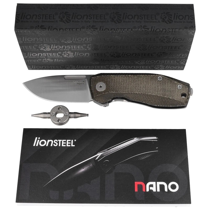 Nóż składany LionSteel Nano Green Canvas Micarta, Satin MagnaCut (NA01 CVG)