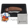 Nóż składany Kizer Bulldog Mkuruti Wood, Satin Nitro-V by O.SHO (V3672A2)