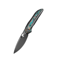 Nóż składany Bestech Senu Black Titanium / Camo Carbon Fiber, Black PVD CPM S90V by Kombou (BT2601D)